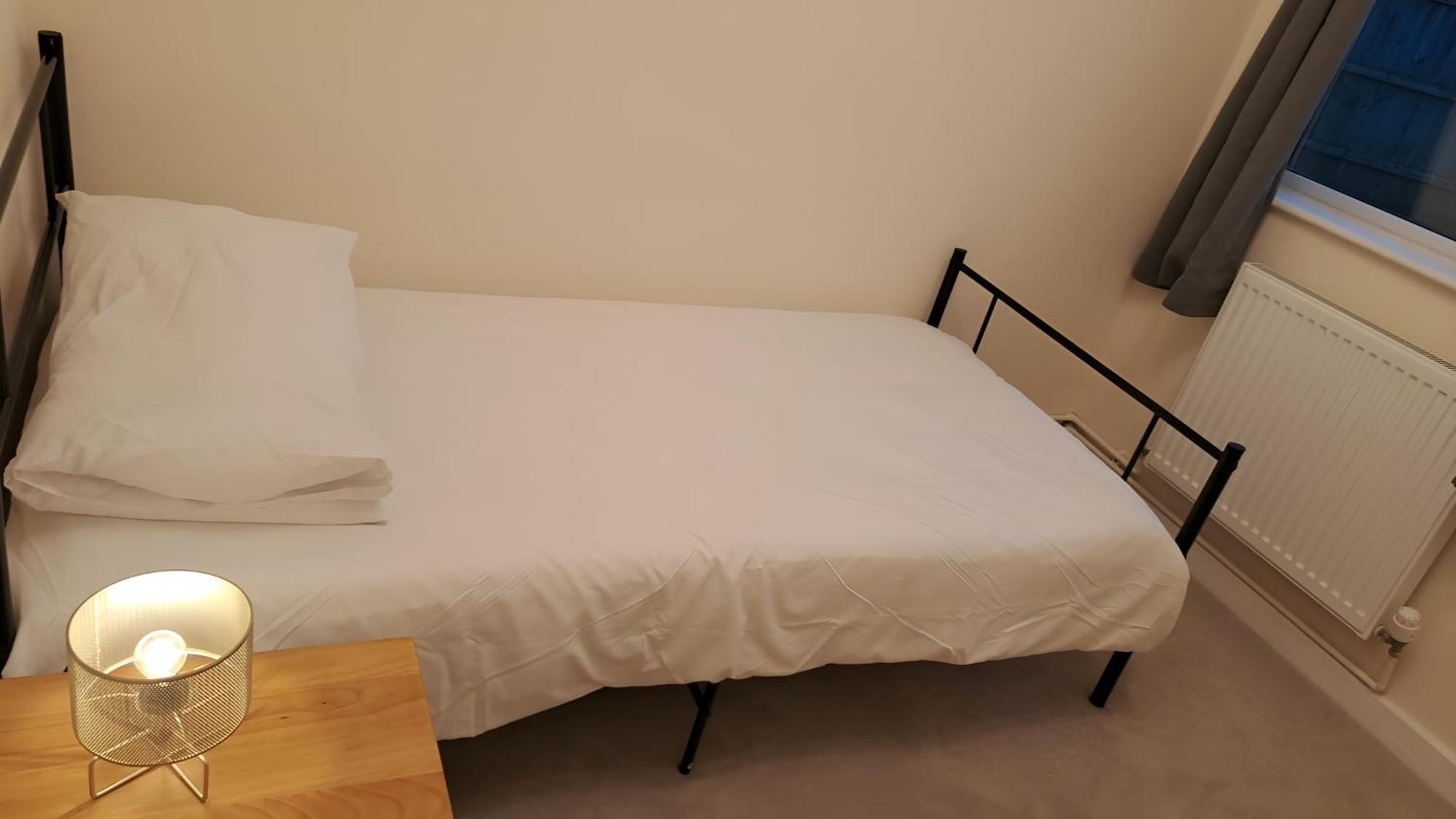 Beautiful 5 Bedroom Bungalow, Sleeps 7, In קאלן מראה חיצוני תמונה